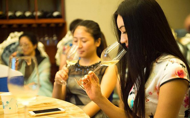 寧波保稅區(qū)喜瑞倍進(jìn)出口有限公司 寧波保稅區(qū)喜瑞倍進(jìn)出口有限公司