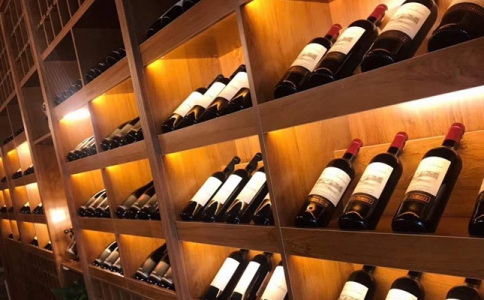 跨海工會成立 重慶葡萄酒批發(fā)公司進(jìn)口紅酒正宗