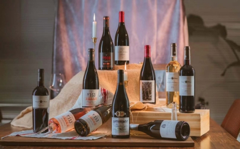 重慶進(jìn)口紅酒批發(fā)市場 每天適量喝紅酒有什么好處